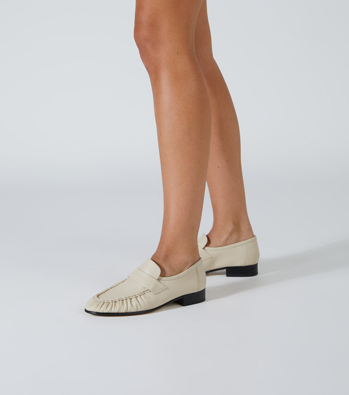 Gatsby Vanilla Venice Flats | Tony Bianco