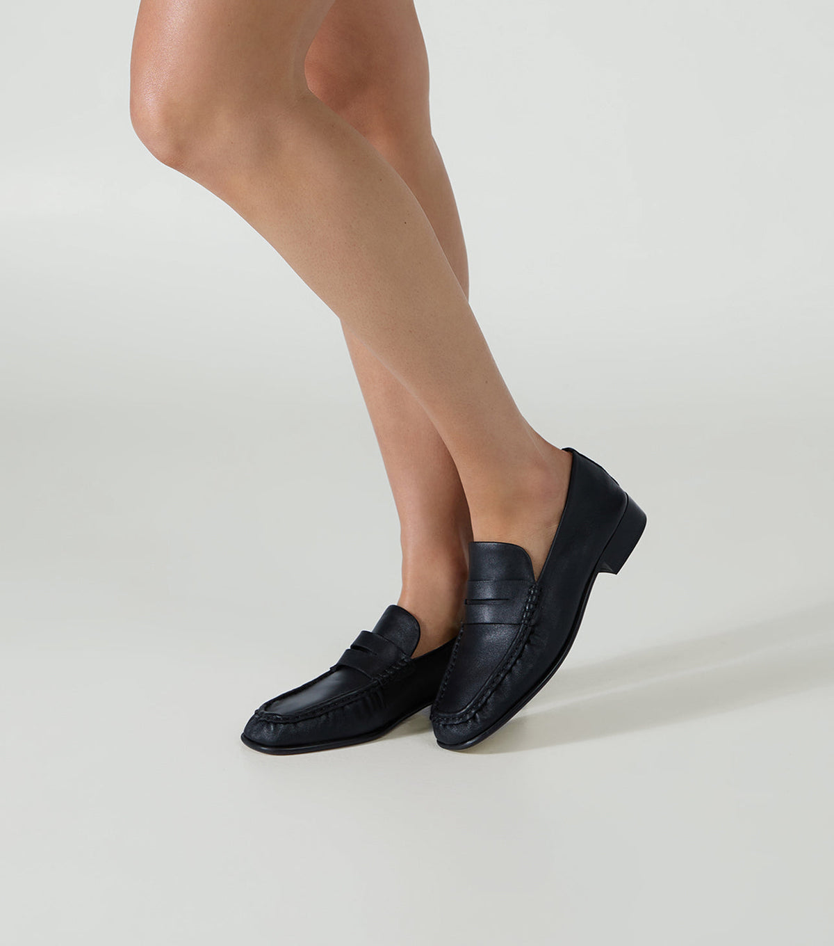 Gomez Black Nappa | Tony Bianco