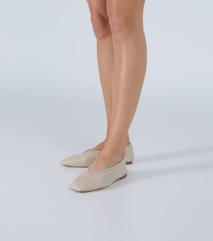 Bianca Vanilla Nappa Flats | Tony Bianco