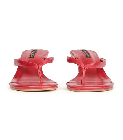Edgy Scarlet Vintage | Tony Bianco