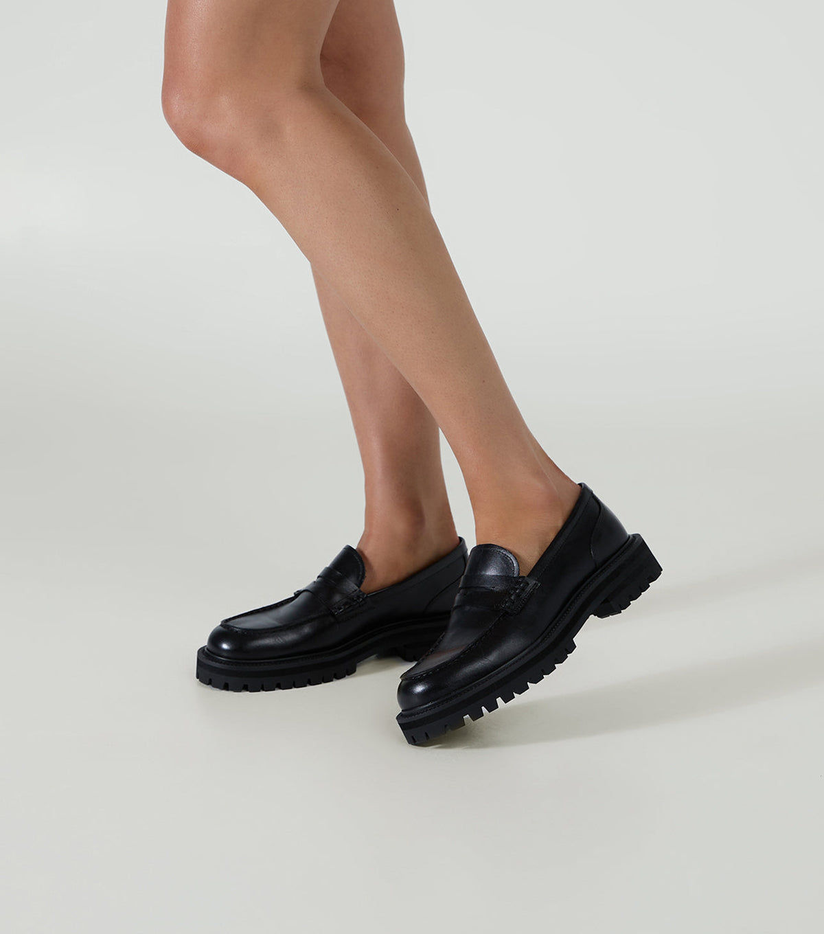 London Black Como | Tony Bianco