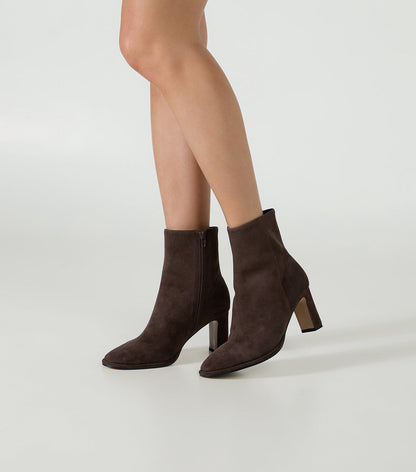 Gemma Espresso Suede | Tony Bianco